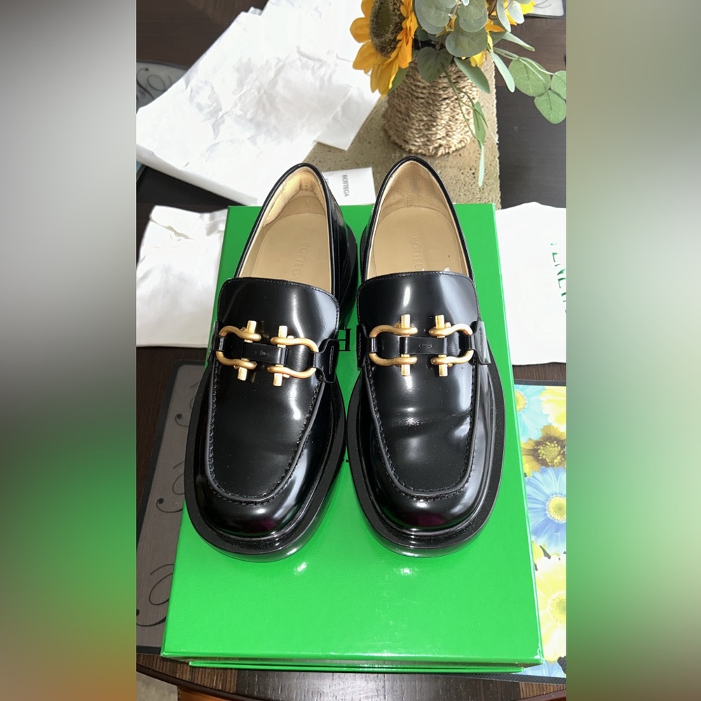 Authentic Bottega Veneta Monsieur Chunky Loafer